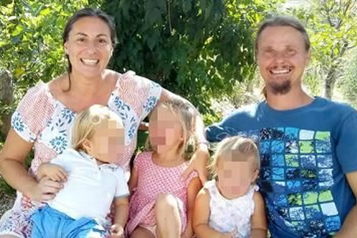 Famiglia nel bosco la perizia divide genitori non idonei