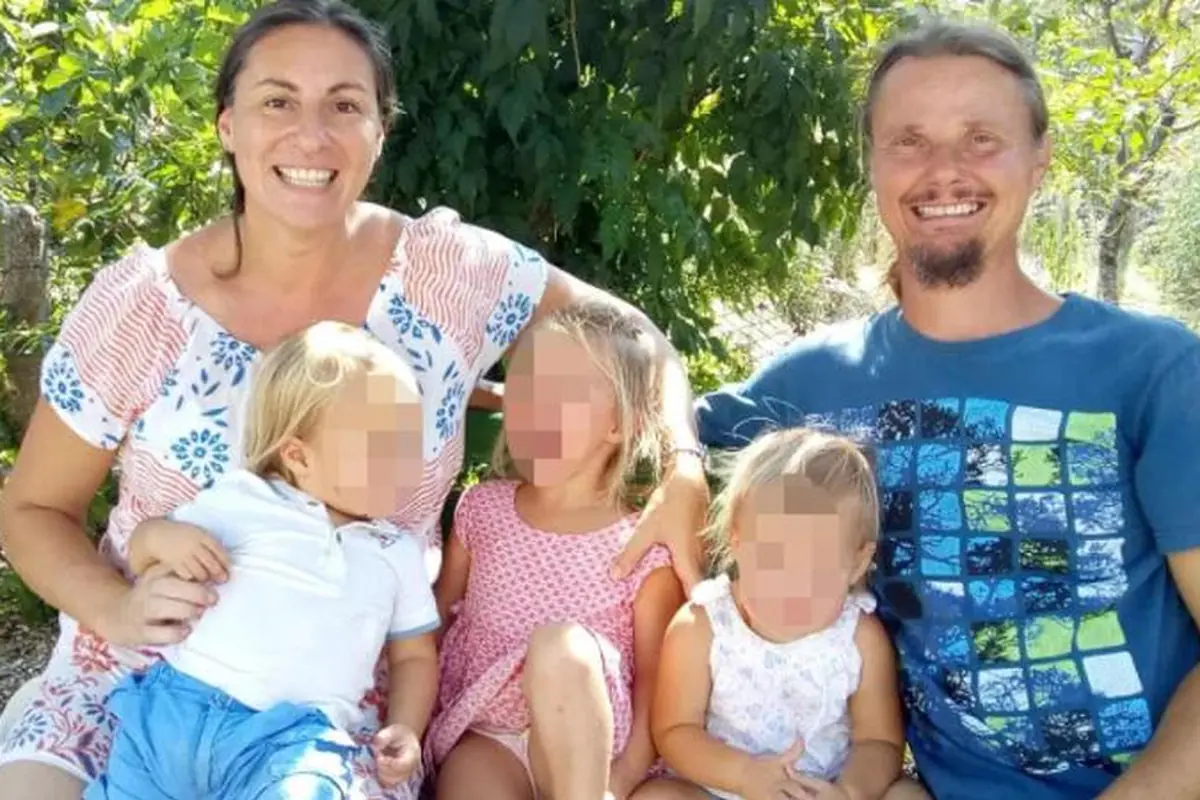 Famiglia nel bosco, la perizia divide: “genitori non idonei”