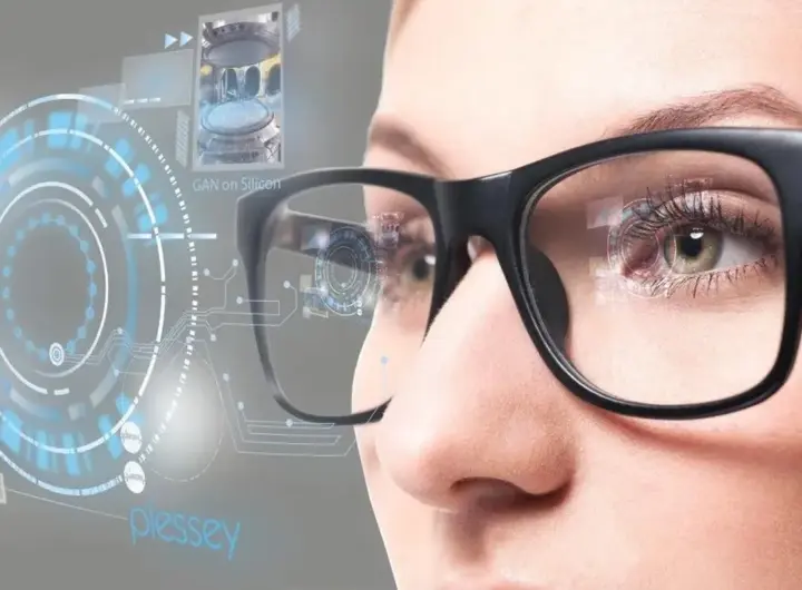 Gli occhiali che mettono a fuoco da soli