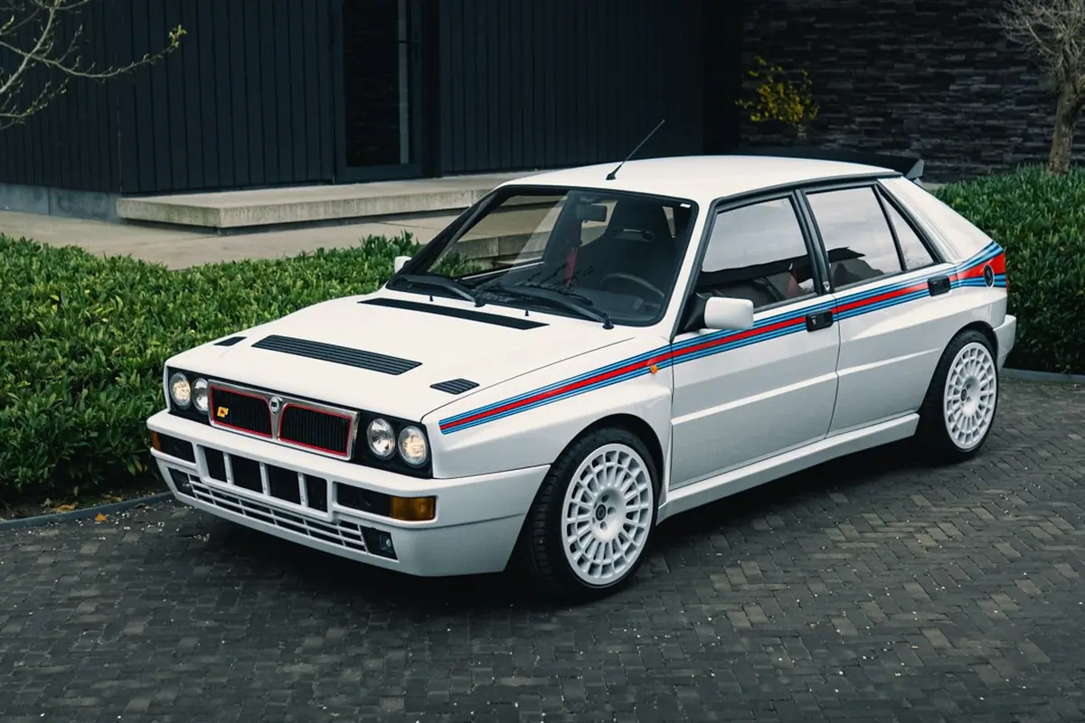 Lancia Delta Integrale ancora incellophanata all asta